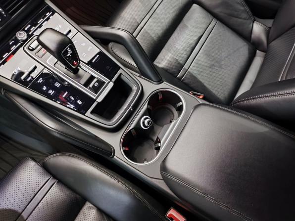 Porsche Cayenne III с пробегом 2019 года, цена 5 570 000 рублей, 135057 км, внедорожник, Автокод Объявления