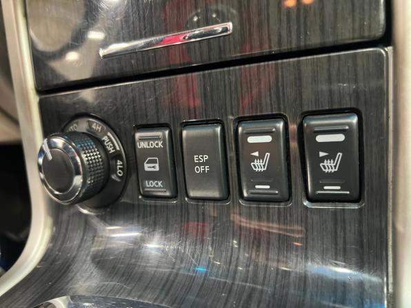 Nissan Pathfinder III Рестайлинг с пробегом 2013 года, цена 1 999 500 рублей, 167504 км, внедорожник, Автокод Объявления