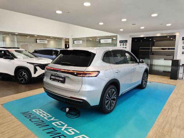 Новый Geely EX5 EM-i 2026 года, цена 3 969 990 рублей, внедорожник, Автокод Объявления