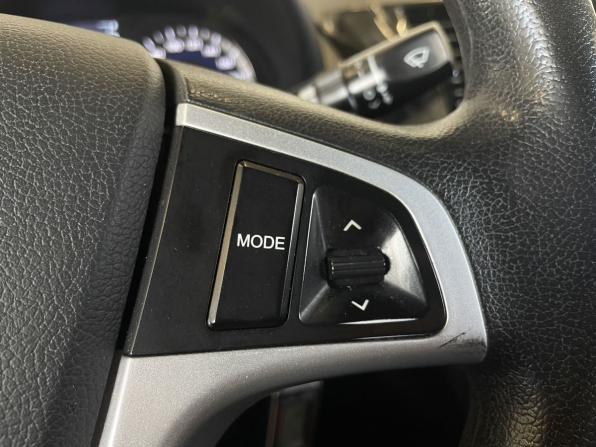 Hyundai Solaris I с пробегом 2011 года, цена 655 000 рублей, 170000 км, седан, Автокод Объявления