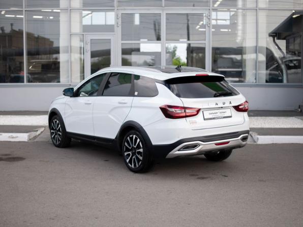 Lada (ВАЗ) Vesta I Рестайлинг (NG) с пробегом 2024 года, цена 1 550 000 рублей, 27513 км, универсал, Автокод Объявления