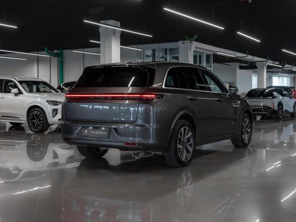 Li Auto (Lixiang) L7 I с пробегом 2023 года, цена 5 990 000 рублей, 19048 км, внедорожник, Автокод Объявления
