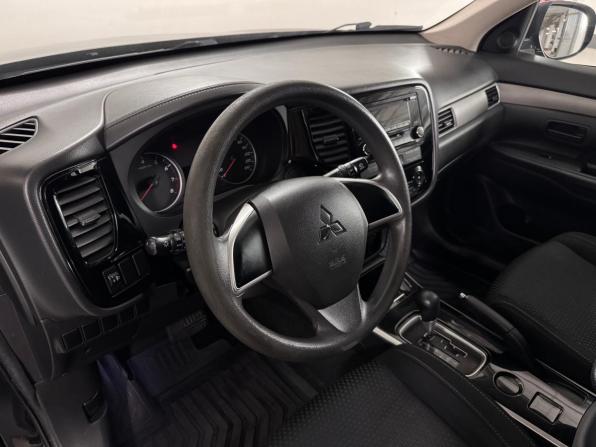 Mitsubishi Outlander III Рестайлинг 2 с пробегом 2018 года, цена 1 330 000 рублей, 177490 км, внедорожник, Автокод Объявления