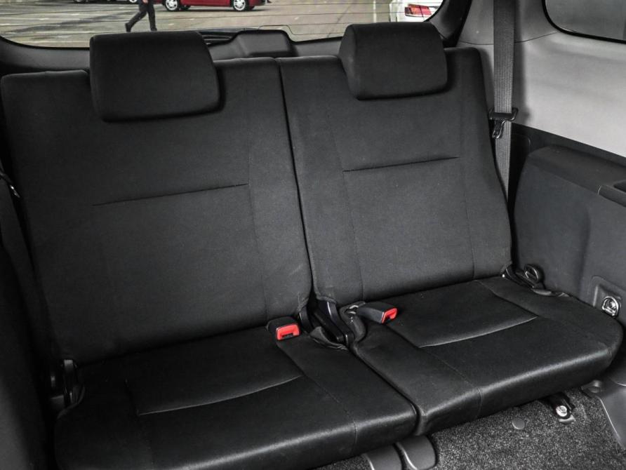 Toyota Wish II Рестайлинг Новороссийск  - изображение 9