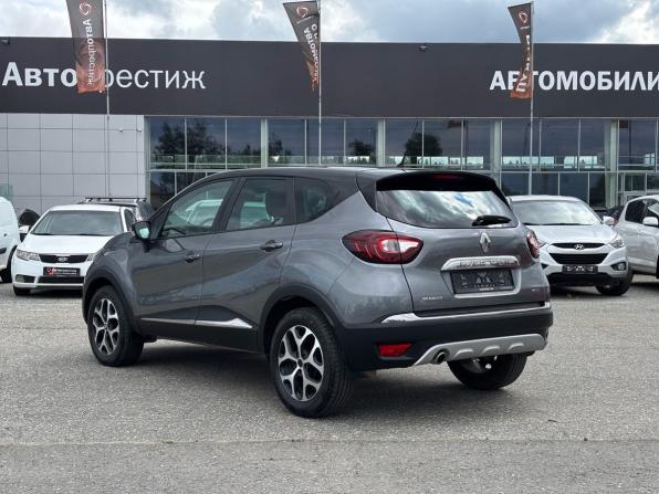 Renault Kaptur I с пробегом 2017 года, цена 1 599 000 рублей, 100000 км, внедорожник, Автокод Объявления