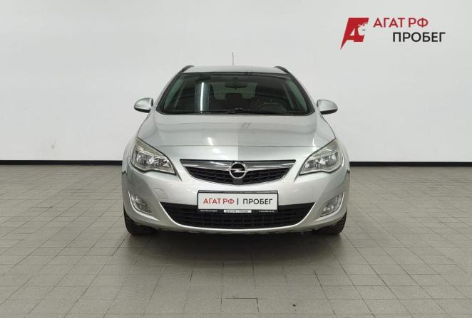 Opel Astra H Рестайлинг с пробегом 2012 года, цена 590 000 рублей, 209568 км, универсал, Автокод Объявления