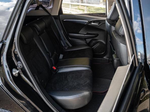 Honda Shuttle II с пробегом 2015 года, цена 999 000 рублей, 261051 км, универсал, Автокод Объявления