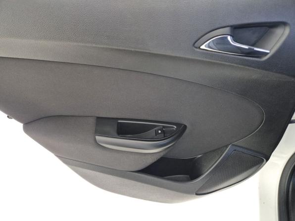 Opel Astra J Рестайлинг с пробегом 2013 года, цена 799 000 рублей, 213565 км, универсал, Автокод Объявления