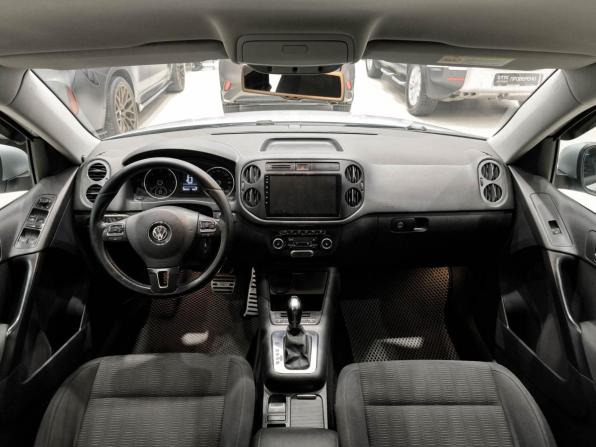 Volkswagen Tiguan I Рестайлинг с пробегом 2011 года, цена 1 200 000 рублей, 282525 км, внедорожник, Автокод Объявления