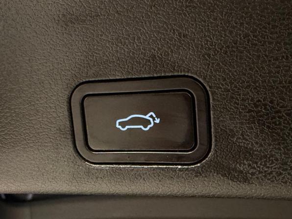 Geely Atlas Pro с пробегом 2023 года, цена 1 765 000 рублей, 123668 км, внедорожник, Автокод Объявления