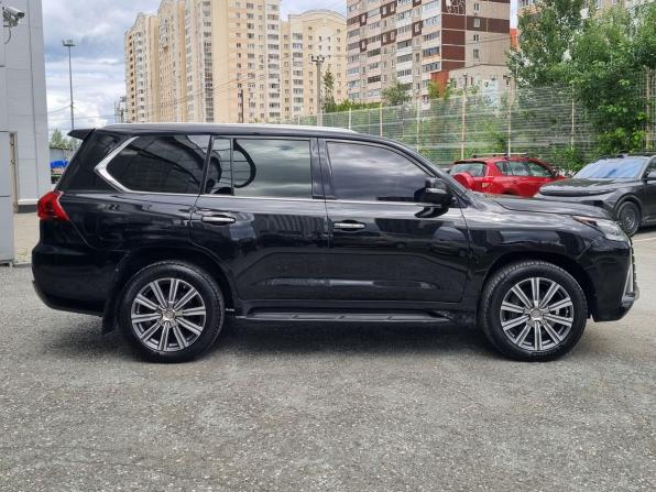 Lexus LX III Рестайлинг 2 с пробегом 2016 года, цена 7 950 000 рублей, 248664 км, внедорожник, Автокод Объявления