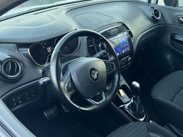 Renault Kaptur I с пробегом 2017 года, цена 1 499 000 рублей, 145101 км, внедорожник, Автокод Объявления