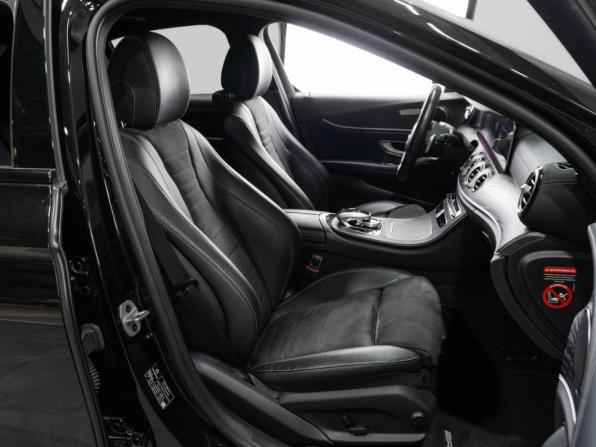 Mercedes-Benz E-Класс V (W213 S213 C238) с пробегом 2019 года, цена 3 950 000 рублей, 105153 км, седан, Автокод Объявления