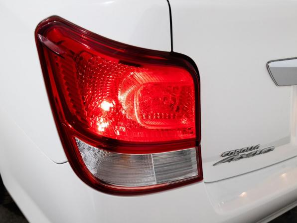 Toyota Corolla XI (E160 E170 E180) с пробегом 2014 года, цена 975 000 рублей, 114191 км, седан, Автокод Объявления