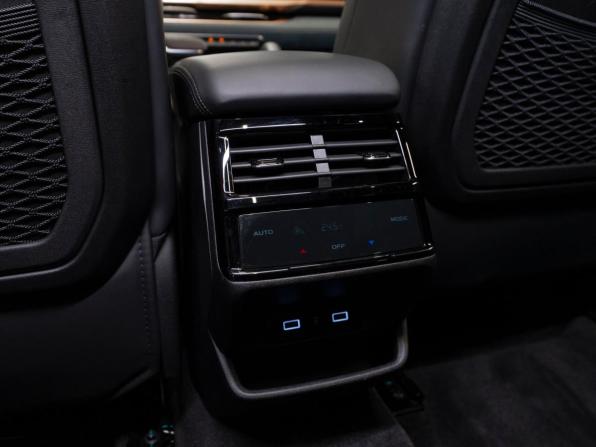 Geely Monjaro I с пробегом 2023 года, цена 3 390 000 рублей, 26469 км, внедорожник, Автокод Объявления