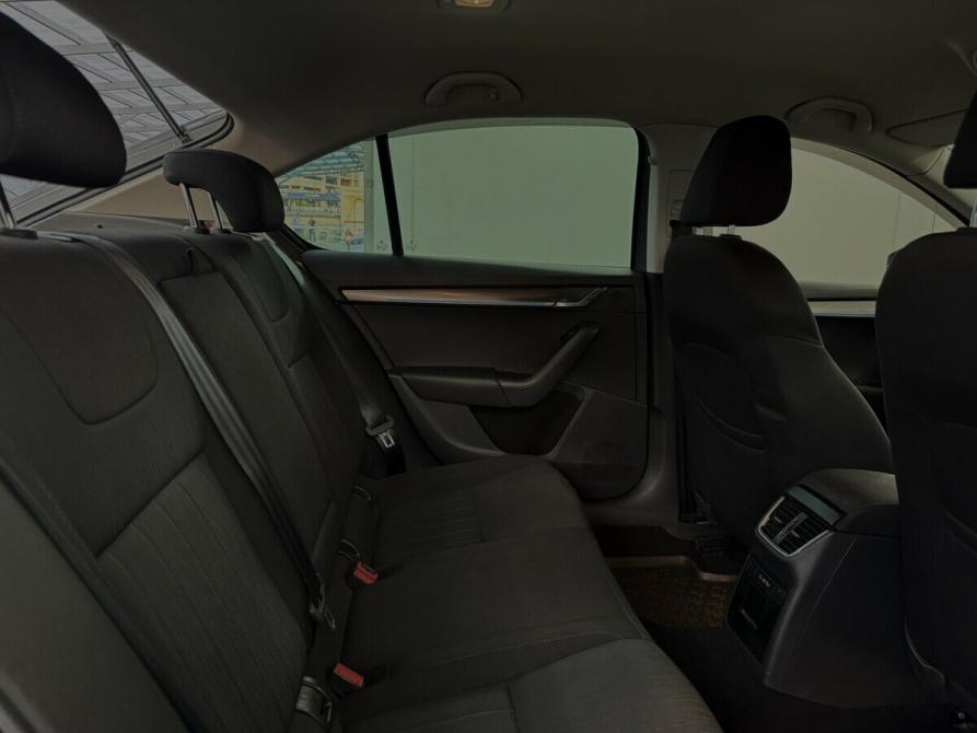 Skoda Octavia III (A7) Рестайлинг Москва  - изображение 12
