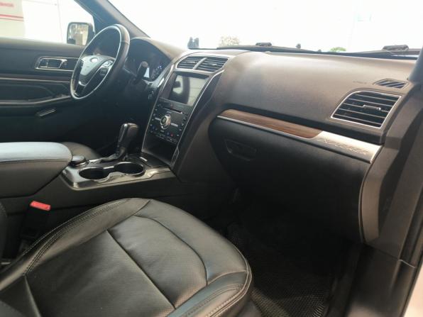 Ford Explorer V Рестайлинг 2 с пробегом 2018 года, цена 3 280 000 рублей, 110464 км, внедорожник, Автокод Объявления