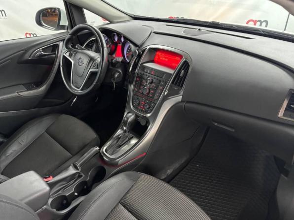 Opel Astra J с пробегом 2012 года, цена 749 000 рублей, 163000 км, хэтчбек, Автокод Объявления