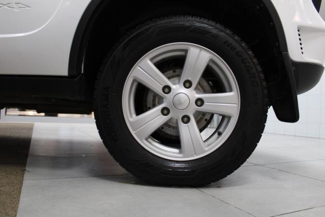 Chevrolet Niva I Рестайлинг с пробегом 2017 года, цена 935 000 рублей, 33653 км, внедорожник, Автокод Объявления