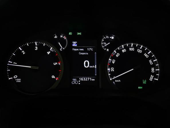Toyota Land Cruiser Prado 150 Series Рестайлинг 2 с пробегом 2019 года, цена 4 990 000 рублей, 163270 км, внедорожник, Автокод Объявления