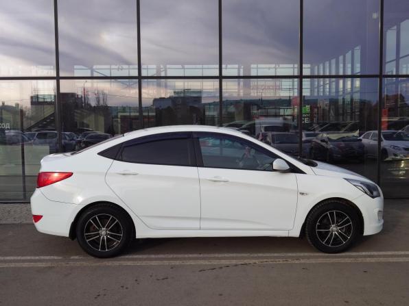 Hyundai Solaris I Рестайлинг с пробегом 2014 года, цена 694 000 рублей, 246191 км, седан, Автокод Объявления