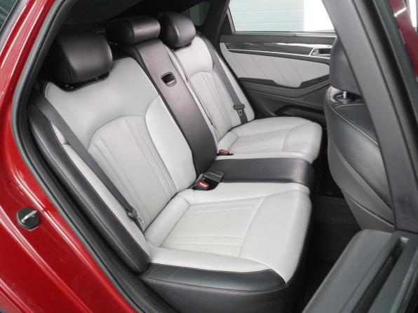 Genesis G80 I с пробегом 2017 года, цена 1 999 000 рублей, 190443 км, седан, Автокод Объявления