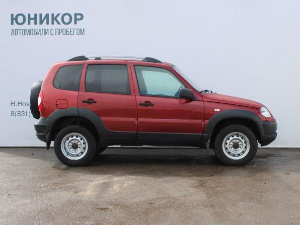 Chevrolet Niva I Рестайлинг с пробегом 2018 года, цена 719 000 рублей, 131893 км, внедорожник, Автокод Объявления