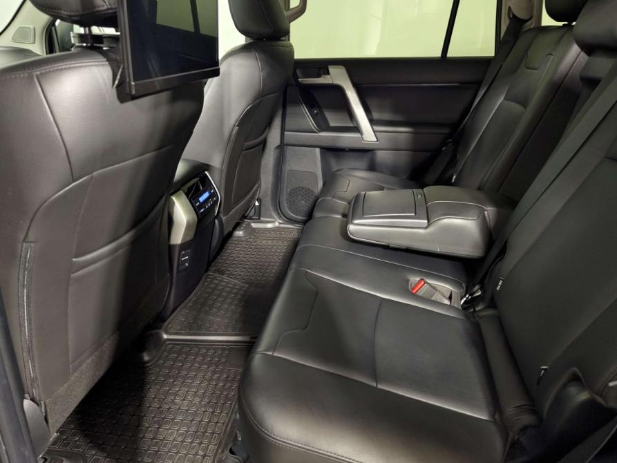 Toyota Land Cruiser Prado 150 Series Рестайлинг 3 Санкт-Петербург  - изображение 25