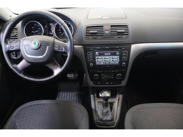 Skoda Yeti I с пробегом 2012 года, цена 967 500 рублей, 155073 км, внедорожник, Автокод Объявления