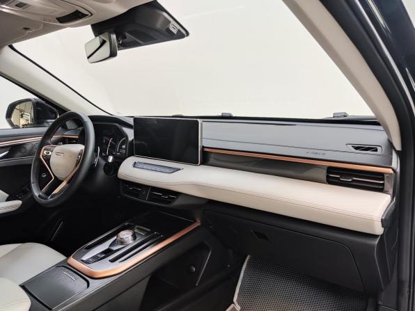 Haval Jolion I с пробегом 2023 года, цена 2 095 000 рублей, 48900 км, внедорожник, Автокод Объявления