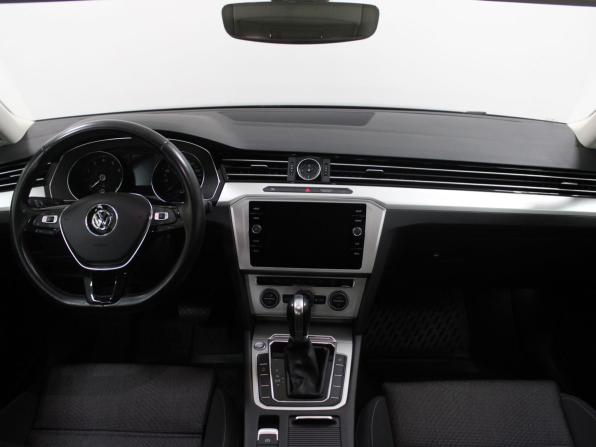 Volkswagen Passat B8 с пробегом 2019 года, цена 2 499 900 рублей, 45406 км, седан, Автокод Объявления