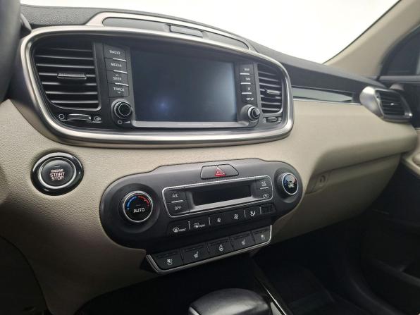 Kia Sorento III Prime Рестайлинг с пробегом 2019 года, цена 3 349 000 рублей, 78232 км, внедорожник, Автокод Объявления