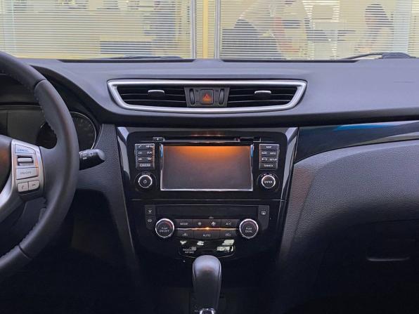 Nissan Qashqai II с пробегом 2015 года, цена 1 499 000 рублей, 181701 км, внедорожник, Автокод Объявления
