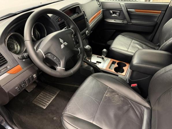 Mitsubishi Pajero IV с пробегом 2006 года, цена 1 245 000 рублей, 266560 км, внедорожник, Автокод Объявления