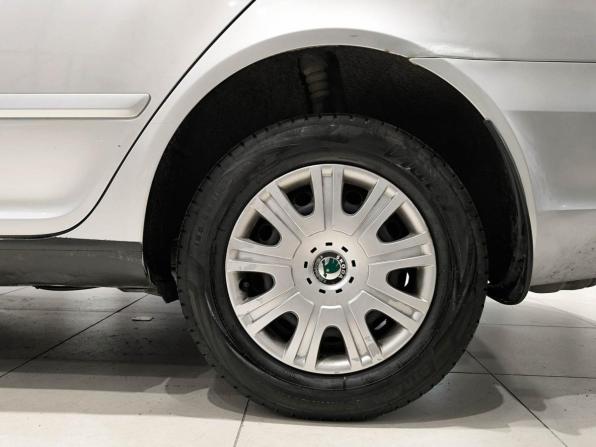 Skoda Octavia II (A5) Рестайлинг с пробегом 2012 года, цена 580 000 рублей, 255122 км, лифтбек, Автокод Объявления