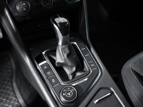 Volkswagen Tiguan II с пробегом 2017 года, цена 2 376 000 рублей, 131243 км, внедорожник, Автокод Объявления