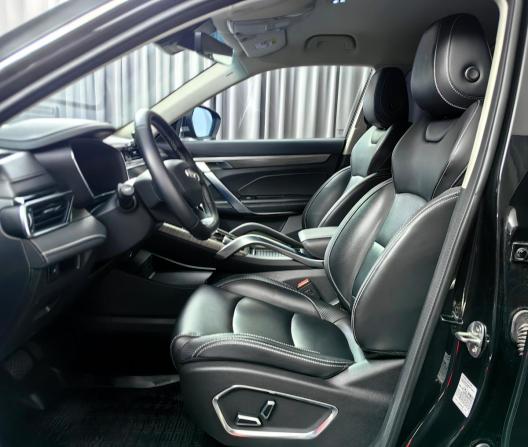 Geely Atlas Pro с пробегом 2024 года, цена 2 195 000 рублей, 31012 км, внедорожник, Автокод Объявления