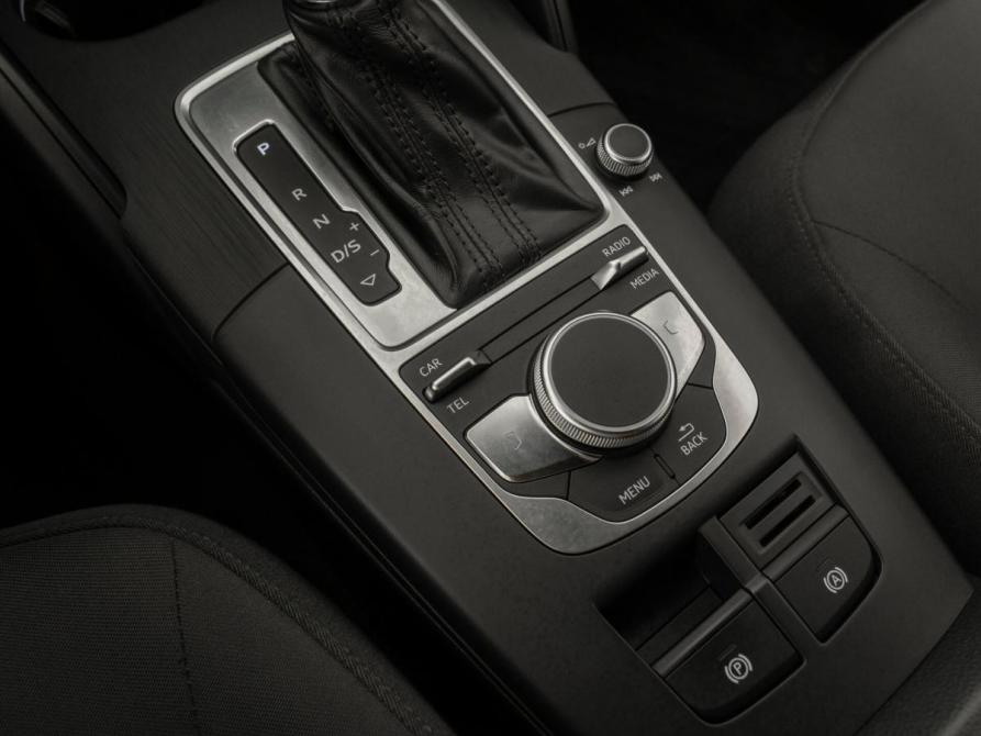 Audi A3 III (8V) Москва  - изображение 18
