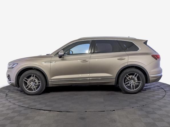 Volkswagen Touareg III с пробегом 2019 года, цена 4 430 000 рублей, 108625 км, внедорожник, Автокод Объявления