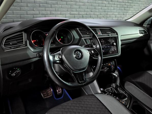 Volkswagen Tiguan II с пробегом 2018 года, цена 2 650 000 рублей, 105103 км, внедорожник, Автокод Объявления