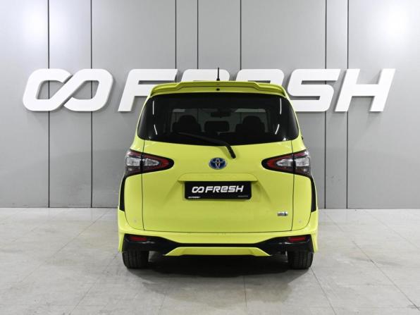 Toyota Sienta II с пробегом 2017 года, цена 1 239 000 рублей, 174465 км, компактвэн, Автокод Объявления