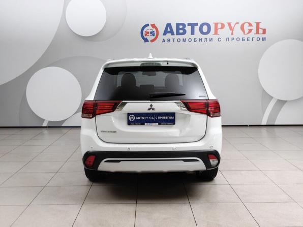 Mitsubishi Outlander III Рестайлинг 3 с пробегом 2020 года, цена 2 598 000 рублей, 109000 км, внедорожник, Автокод Объявления