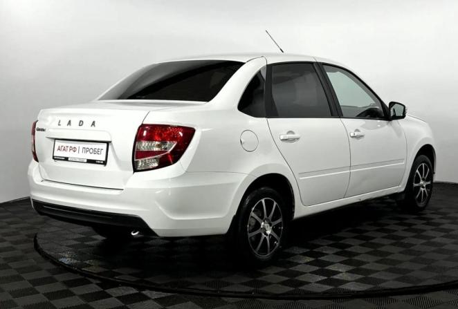 Lada (ВАЗ) Granta I Рестайлинг с пробегом 2023 года, цена 735 000 рублей, 38195 км, седан, Автокод Объявления