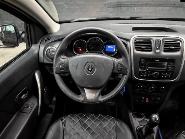 Renault Sandero II с пробегом 2017 года, цена 1 030 000 рублей, 130555 км, хэтчбек, Автокод Объявления