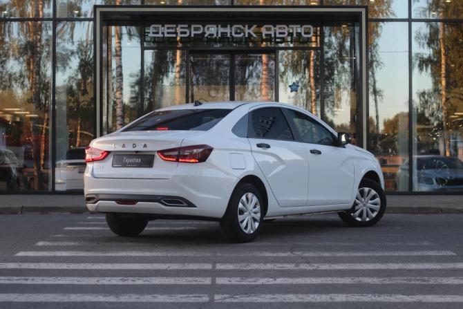 Lada (ВАЗ) Vesta I Рестайлинг (NG) с пробегом 2024 года, цена 1 390 000 рублей, 17737 км, седан, Автокод Объявления