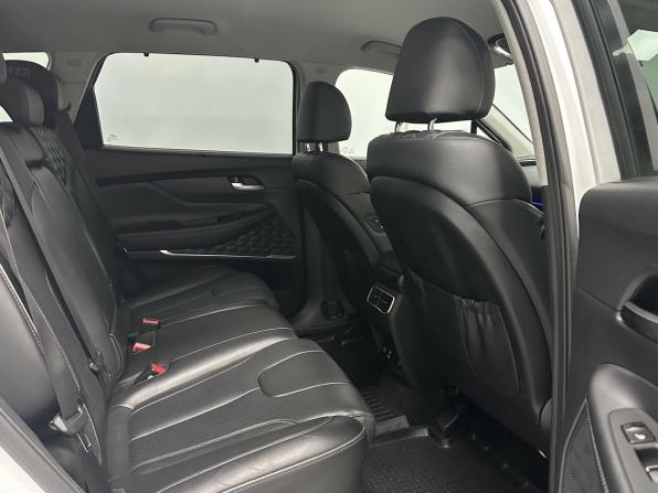 Hyundai Santa Fe IV Рестайлинг с пробегом 2021 года, цена 3 656 500 рублей, 68737 км, внедорожник, Автокод Объявления
