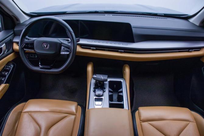 Changan Hunter Plus с пробегом 2023 года, цена 2 597 000 рублей, 38178 км, offers.body_type.unknown, Автокод Объявления