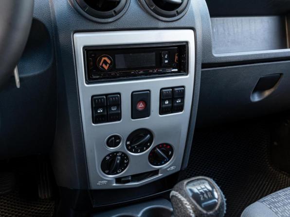 Dacia Logan I с пробегом 2006 года, цена 320 000 рублей, 254246 км, седан, Автокод Объявления