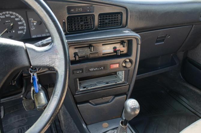 Toyota Carina V (T170) с пробегом 1988 года, цена 200 000 рублей, 200000 км, седан, Автокод Объявления
