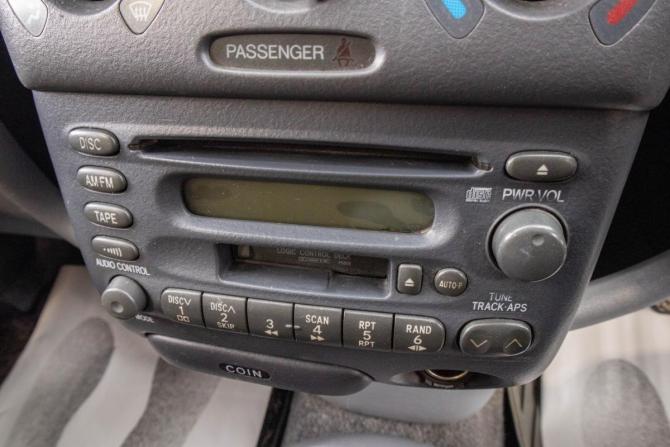 Toyota Vitz I (P10) с пробегом 2000 года, цена 389 000 рублей, 259000 км, хэтчбек, Автокод Объявления